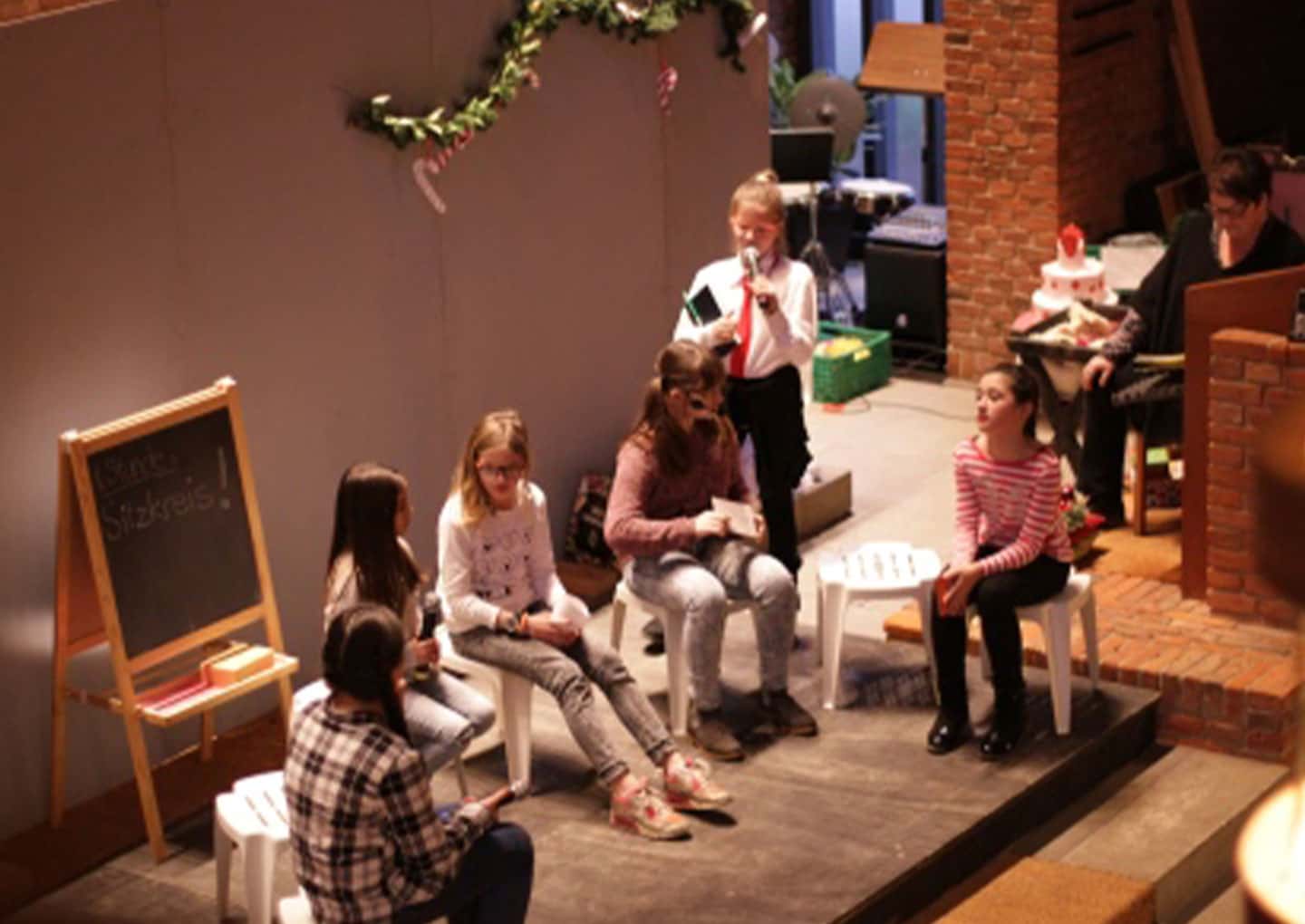 Weihnacht mit den Kindern in der Kirche